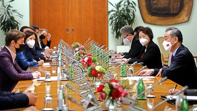 Dalji razvoj političkih i ekonomskih odnosa Srbije i Kine