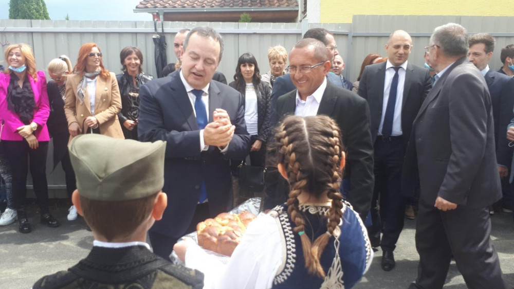 Dačić: Današnji dan za 16 porodica predstavlja novu etapu u njihovim životima