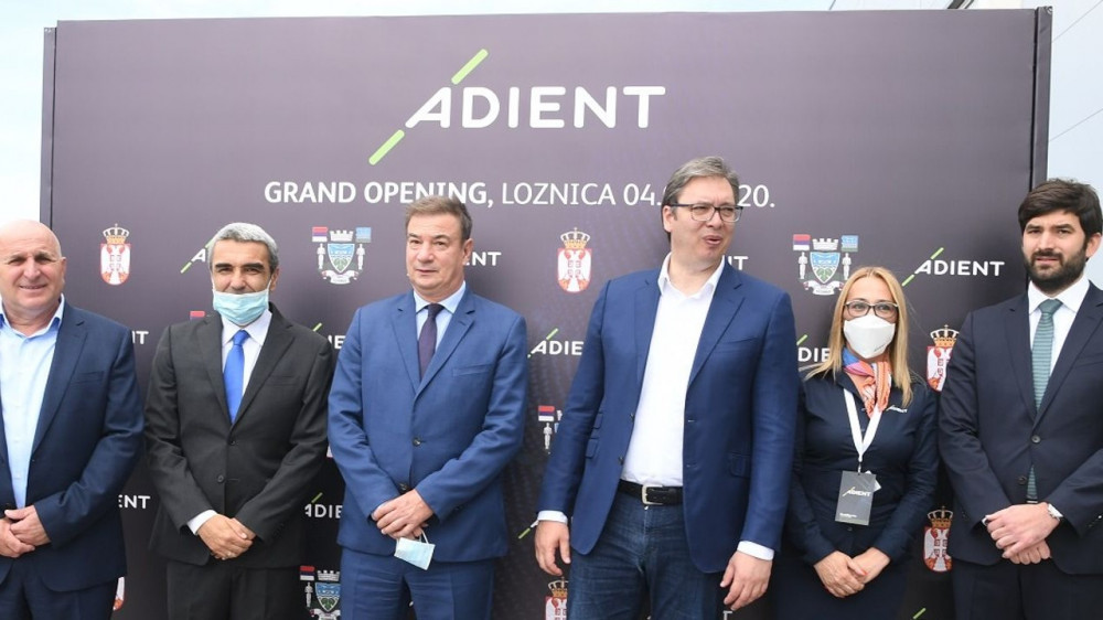  Vučić posetio Loznicu, otvorena fabrika Adient