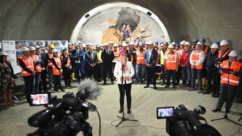 Probijena leva cev tunela Čortanovci na pruzi Beograd–Budimpešta