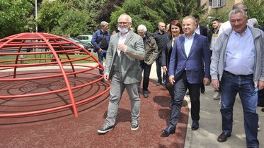 Vesić: Rekonstruisan još jedan park u opštini Rakovica