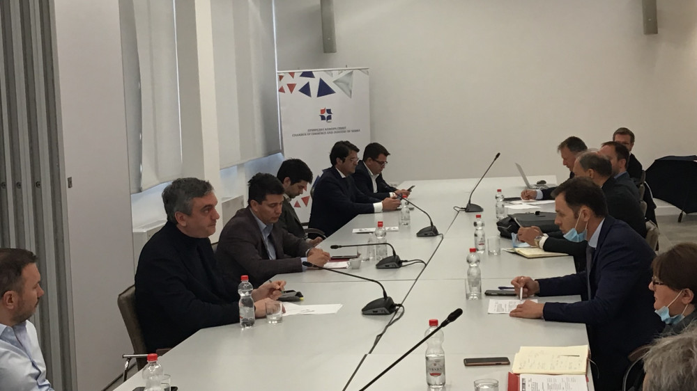 Malim i srednjim preduzećima i preduzetnicima dostupni povoljni krediti 