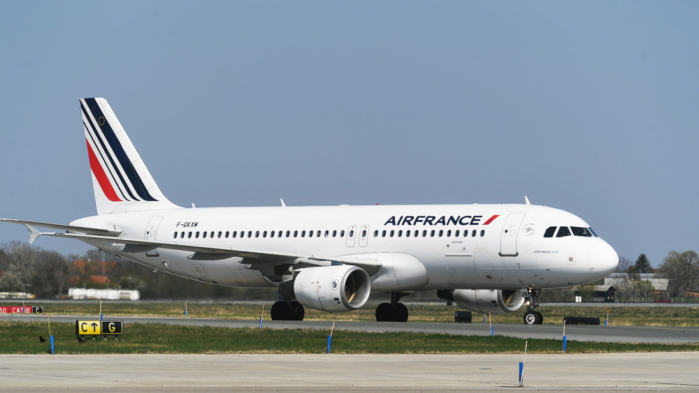 Avionima Er Fransa iz Beograda do Pariza od 13. jula