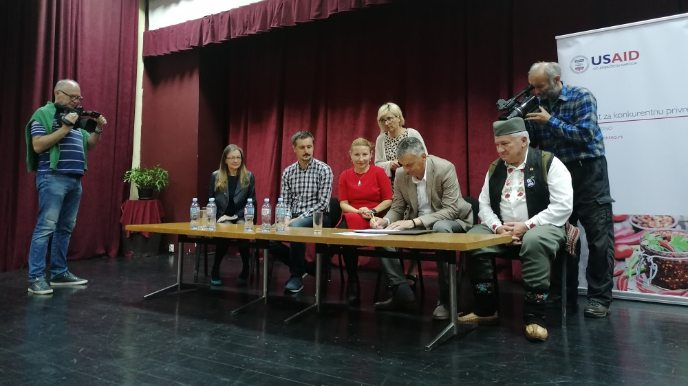 Pokrenut Fond za podršku poljoprivrednicima i proizvođačima hrane u Čajetini