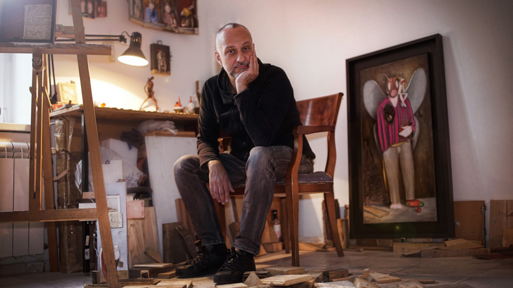 Izložba slika i objekata Zorana Velimanovića u Andrićgradu