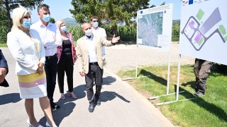 Mihajlovićeva u Pirotu: Ulažemo 3,5 milijardi evra
