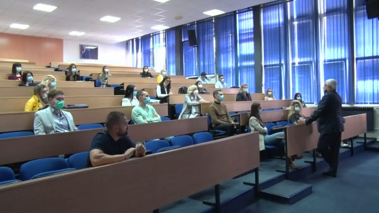 Diplomirala 16. generacija studenata FMN u Kragujevcu