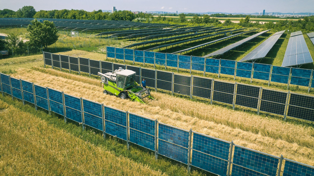 Dvostruka upotreba poljoprivrednih površina za proizvodnju struje i hrane