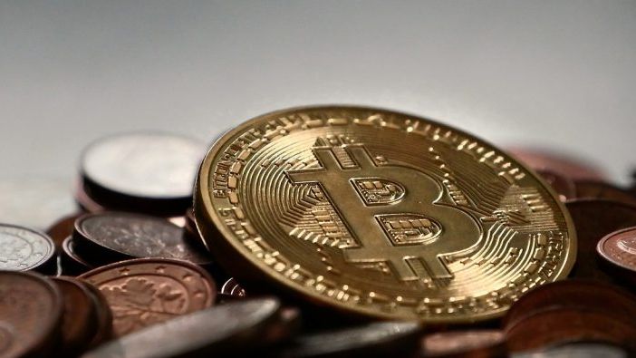 Most između različitih kriptovaluta