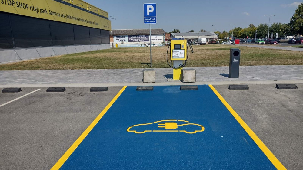 Punjači za električna vozila u ritejl parkovima u Srbiji