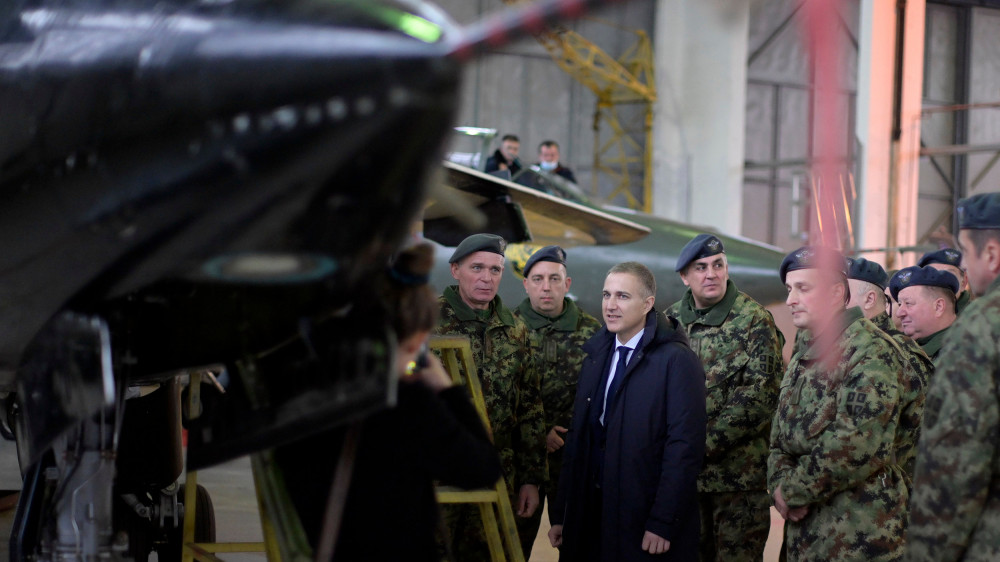 Ministar Stefanović obišao Vazduhoplovni zavod Moma Stanojlović