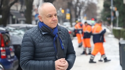 Službe više komunalnih preduzeća u punom kapacitetu rade na uklanjanju leda sa beogradskih ulica