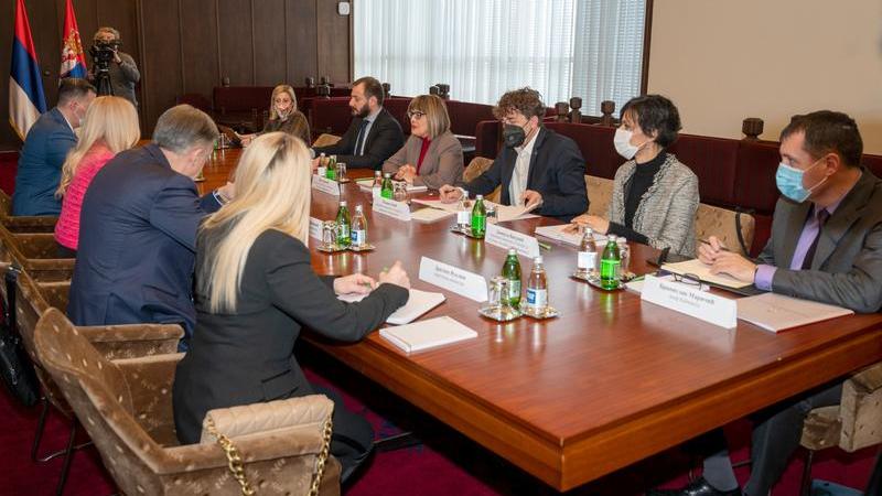 Očuvati kulturni i nacionalni identitet srpskog naroda