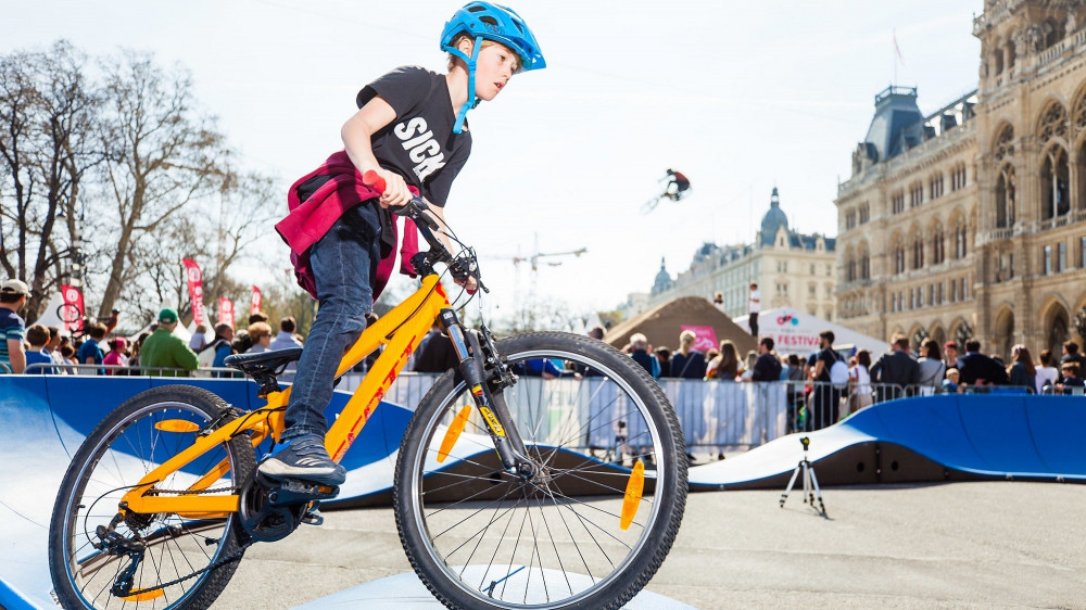 Rastuće cene goriva povećale su potražnju za električnim biciklima