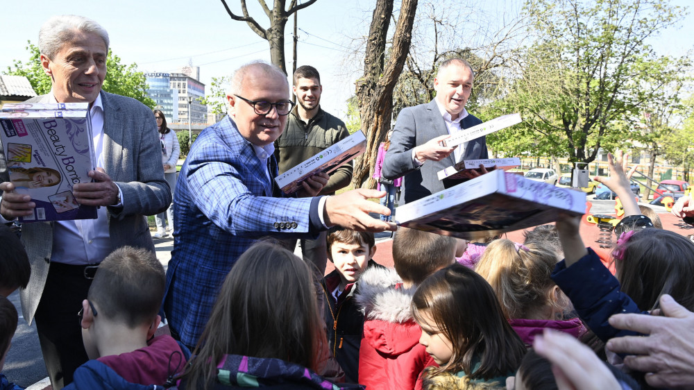 Vesić: Ulažemo u komfor naših sugrađana