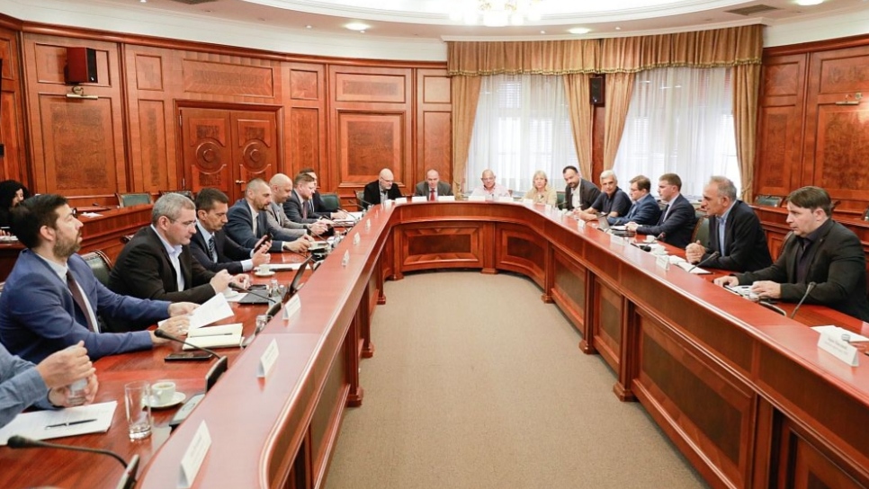 Bez ograničenja u snabdevanju tržišta naftom i naftnim derivatima