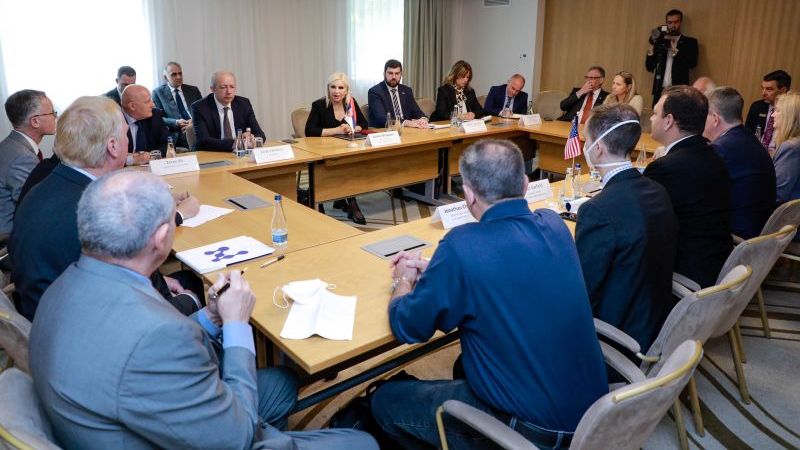 Saradnja sa kompanijama iz SAD i u oblasti energetike