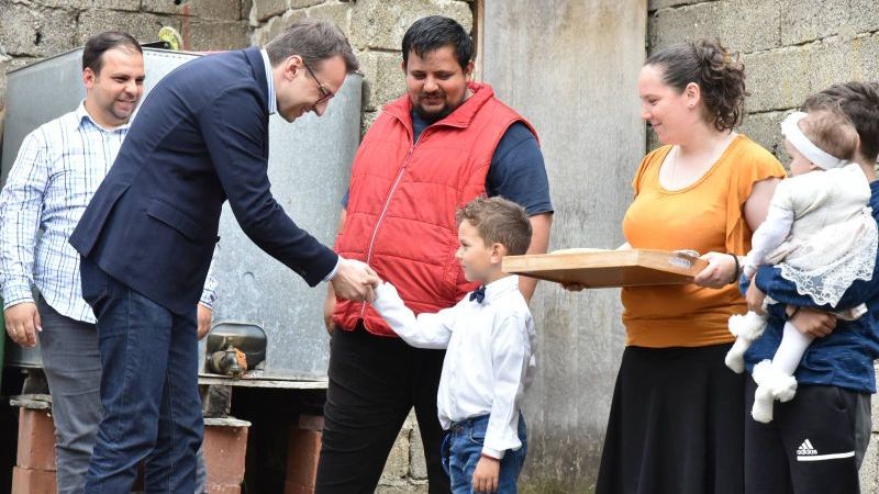 Pomoć porodici Šarić iz Orahovca za otvaranje mini-vinarije