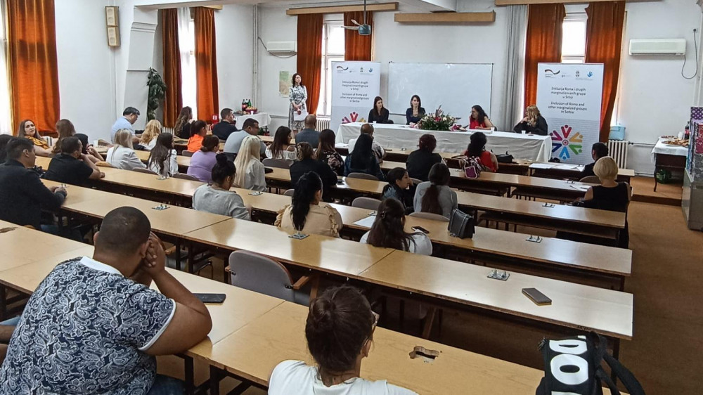 Uspešno završene stručne obuke i programi za ekonomsko osnaživanje Romkinja i Roma