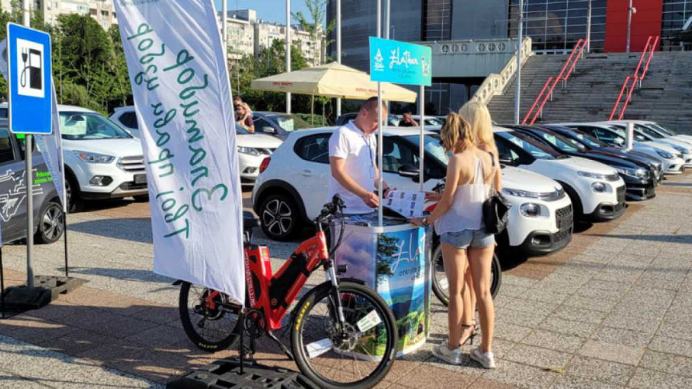 Promocija zlatiborske zelene ture na Sajmu korišćenih vozila u Beogradu