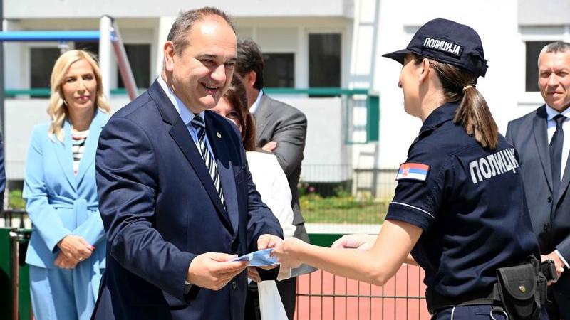 Uručeni ključevi stanova pripadnicima PU u Novom Sadu