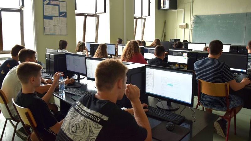 Besplatna Letnja škola programiranja za osnovce u Vršcu