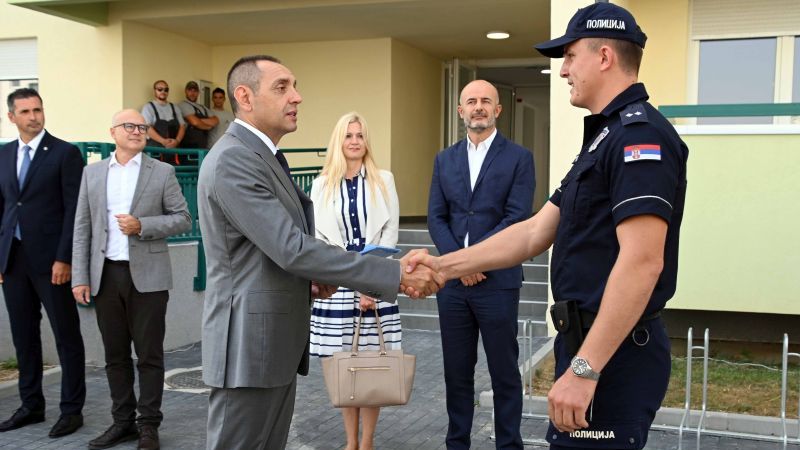 Uručeni ključevi novih stanova pripadnicima snaga bezbednosti u Novom Sadu