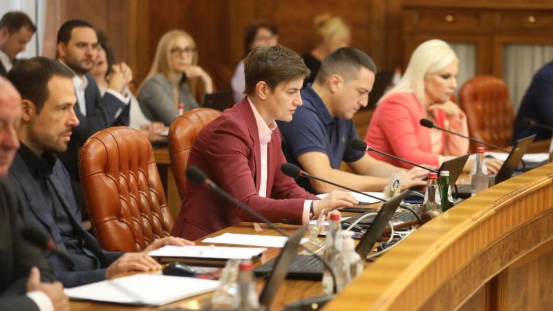 Vlada preporučila EPS-u obračunavanje popusta za domaćinstva