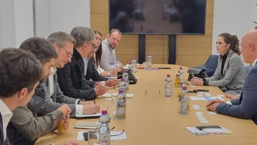 Promocija dualnog obrazovanja i investicije fokus saradnje PKS i AHK Srbija
