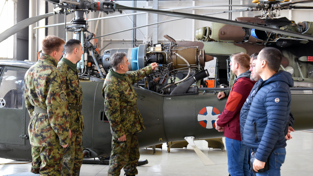 Obuka tehničkog sastava za održavanje helikoptera gazela