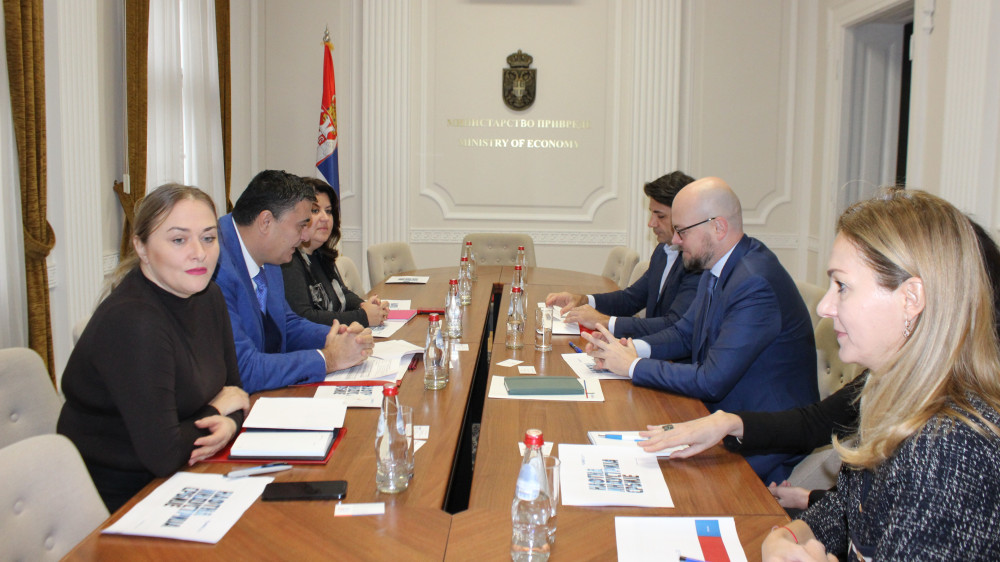 Ministar Basta održao sastanak sa predstavnicima kompanije NIS