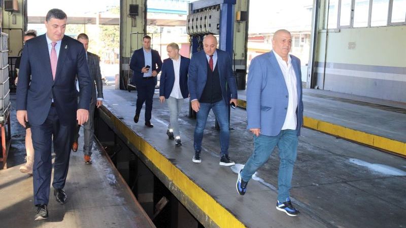 Pronaći rešenje za budući poslovni model Laste