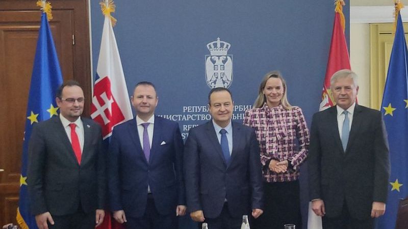 Srbija i Slovačka opredeljene za produbljivanje saradnje
