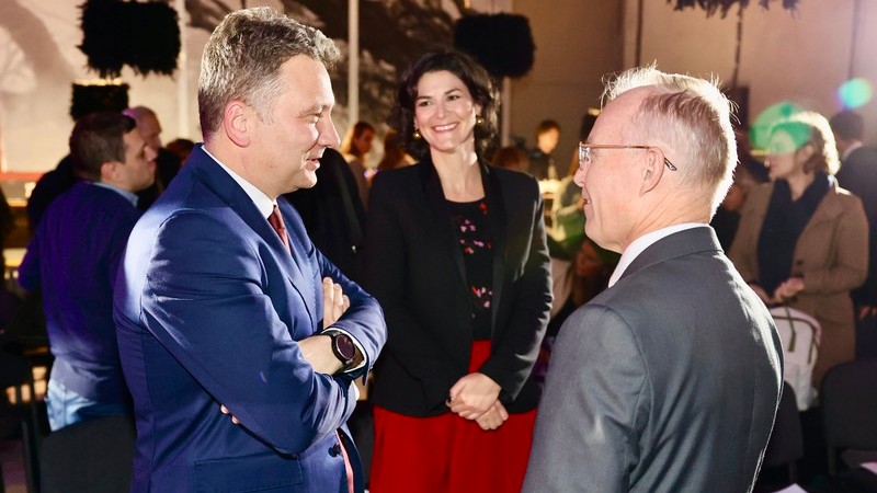 Otvorena konferencija Dizajnirano društvo - Veštačka inteligencija i sloboda izražavanja
