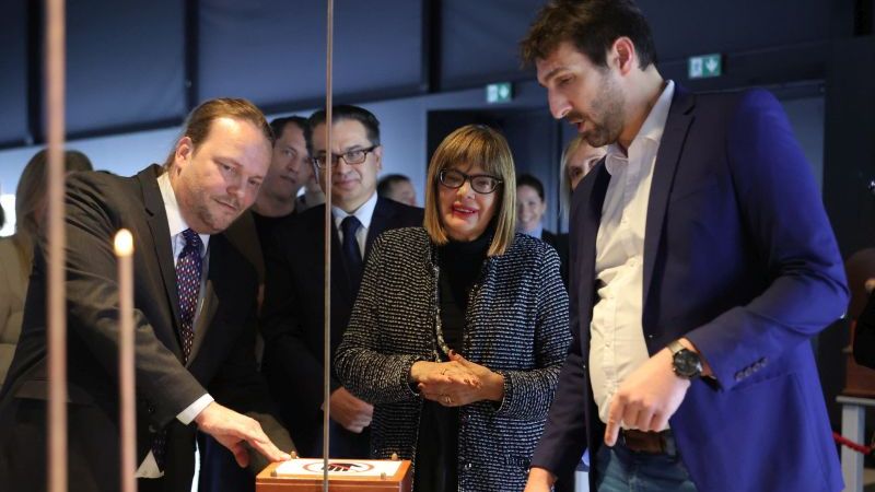 Gojković otvorila izložbu posvećenu Nikoli Tesli u Pragu