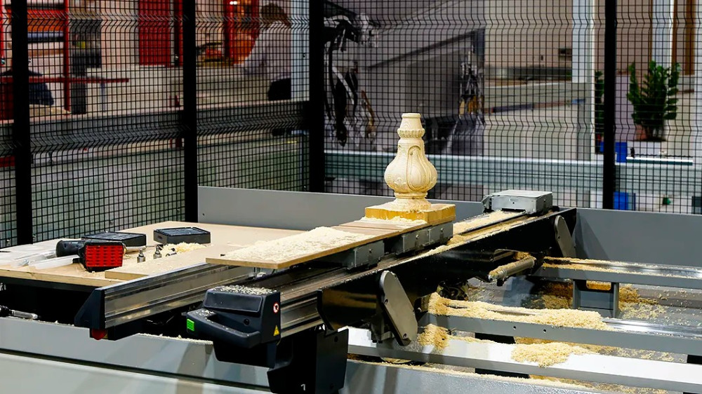 Uz Sajam nameštaja – u hali 5 Sajam mašina i alata iz oblasti drvne industrije