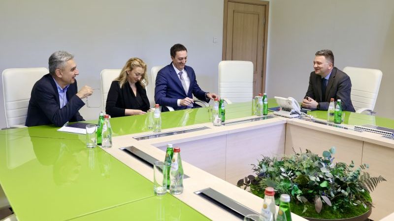 Implementacija elektronskih usluga u APR za lakše poslovanje