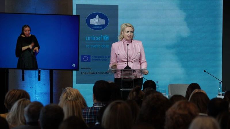 Jačanje organizovane i sistemske podrške roditeljstvu