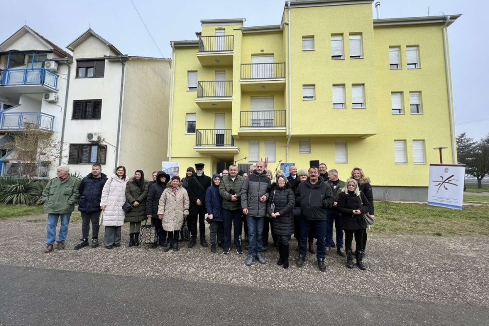 Uručeni ključevi stanova za izbeglice u Šidu