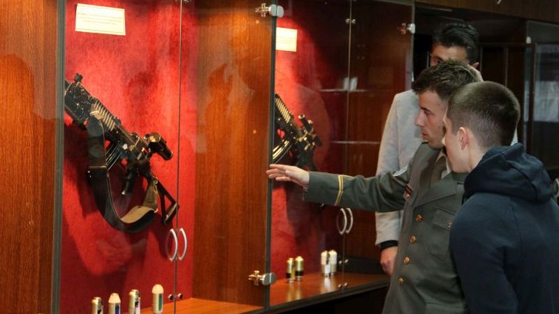 Akcija Otvorena vrata svake subote u vojnim školama