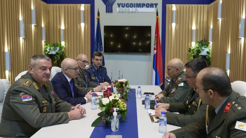 Dalje unapređenje saradnje sa Kiprom u oblasti odbrane