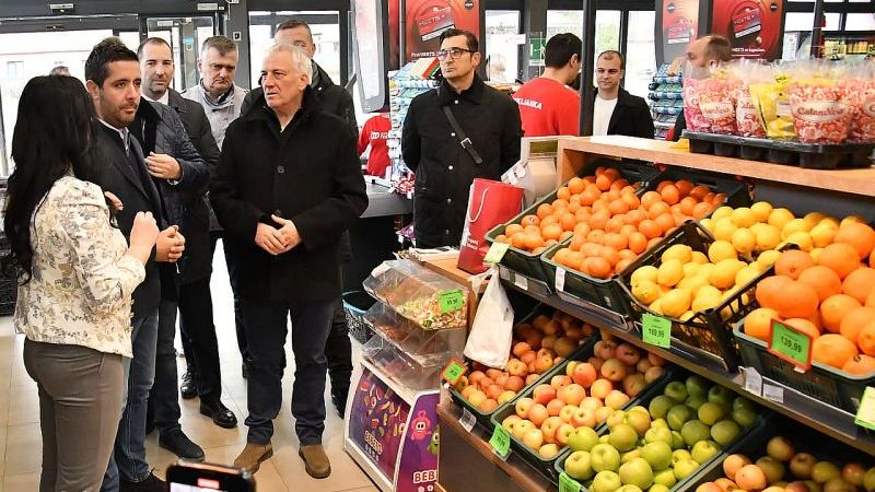 Povezivanje trgovaca sa malim proizvođačima za siguran plasman proizvoda