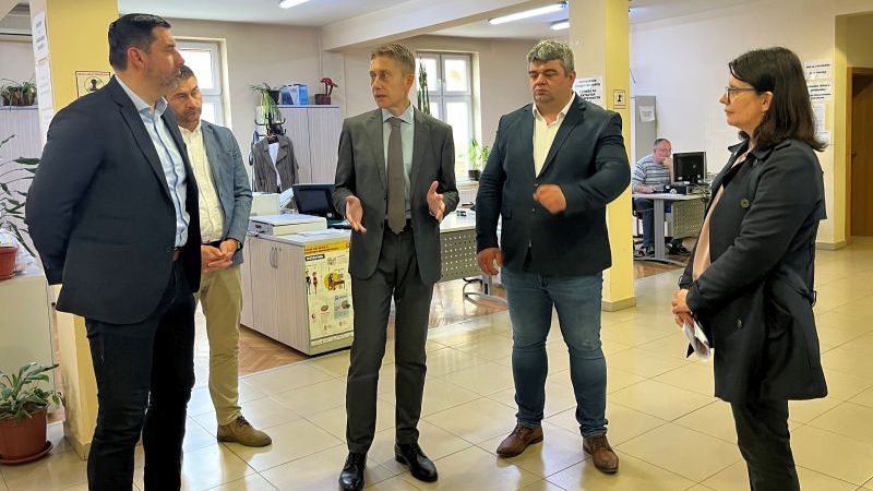 Ulaganjem u infrastrukturu do većeg ekonomskog razvoja Iriga