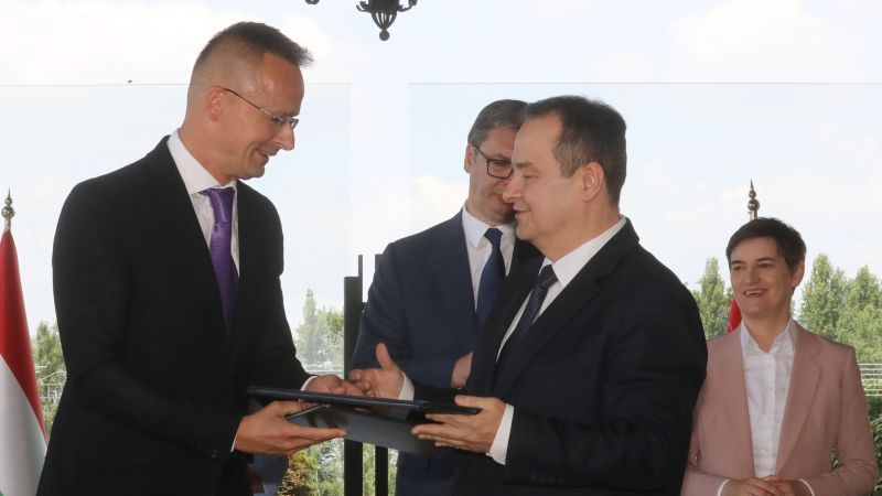 Srbija i Mađarska izgrađuju čvrsto partnerstvo