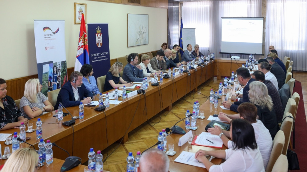 Preko četiristo najugroženijih građana podržano projektom inovatinovog zapošljavanja na lokalnom nivou