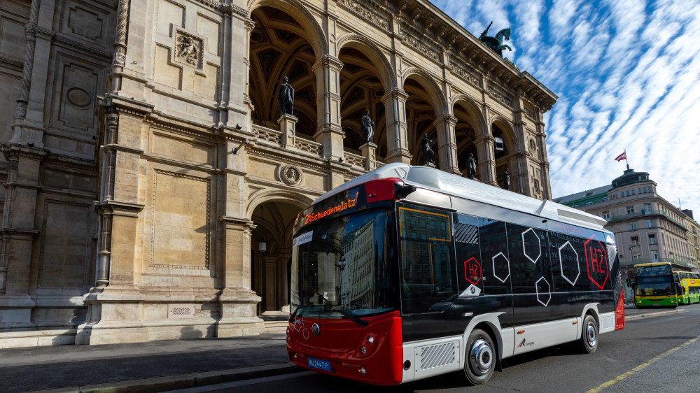 Beč menja e-autobuse novim autobusima na baterije i vodonik