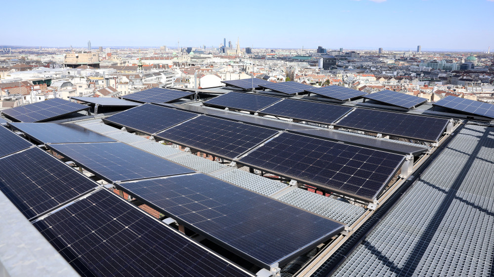 Petsto solarnih elektrana Bečke energije