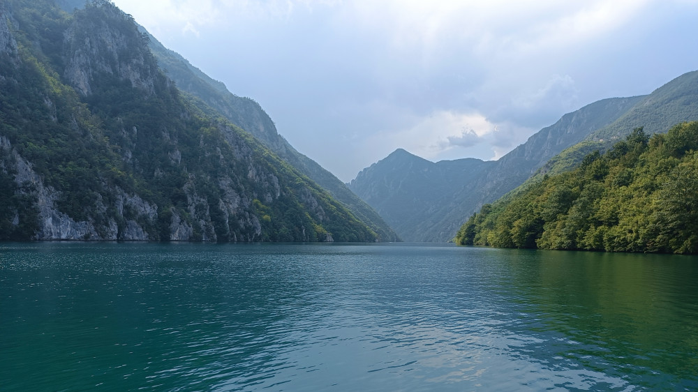 Leto donosi sve češće suše, a mi gubimo vodu i tamo gde je ima