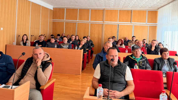 Donirano 34 plastenika poljoprivrednim proizvođačima iz Lučana