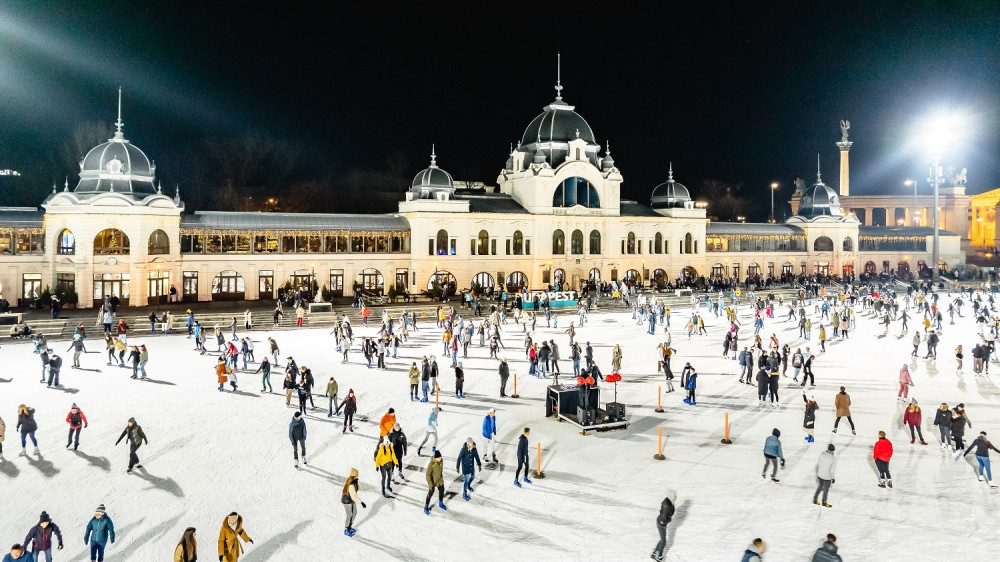 Najbolji božićni market u našem komšiluku i Nova godina u mitskom svetu